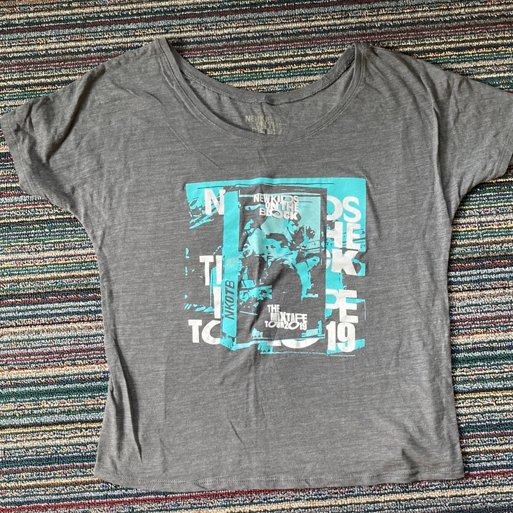 NKOTB shirt gray size medium M